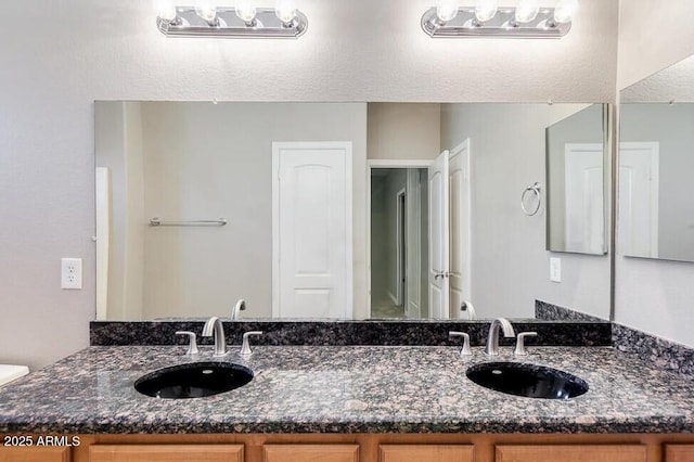 3820 E Mcdowell Rd Unit 102, Phoenix, AZ 85008 - bathroom featuring double vanity