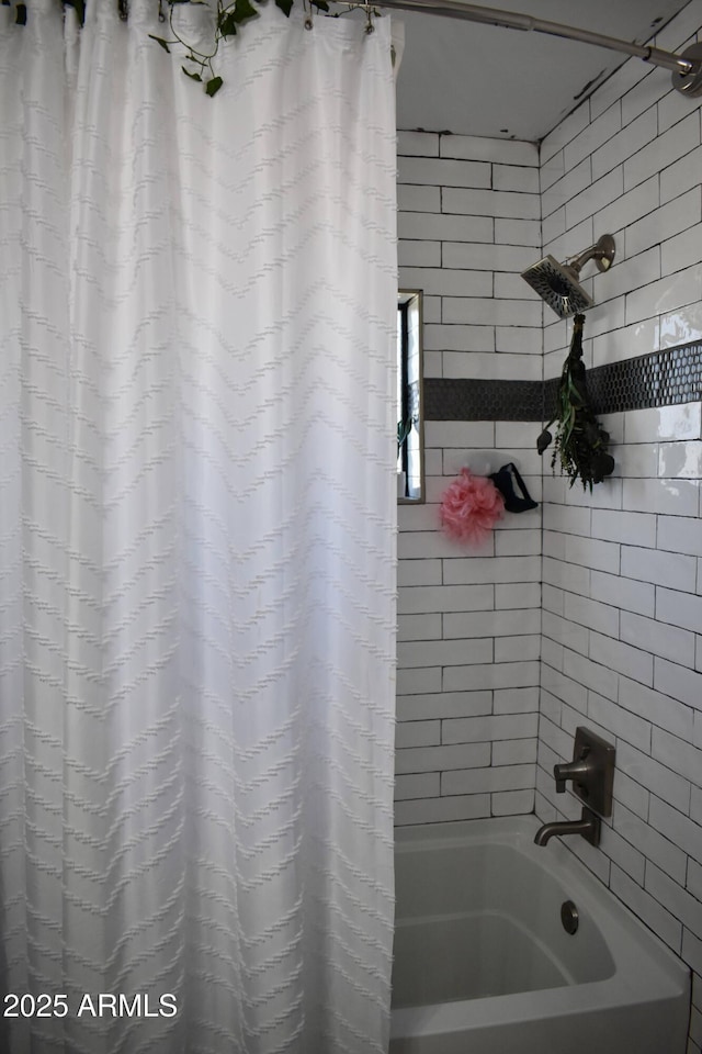 4755 E Gary St, Mesa, AZ 85205 - bathroom with shower / tub combo with curtain