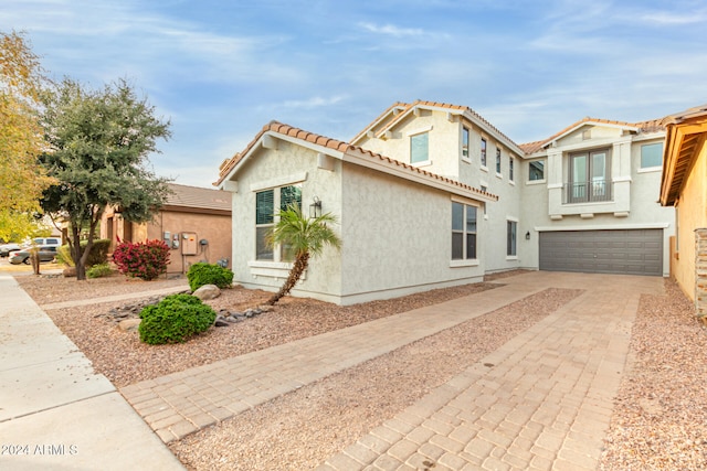 view of front of property featuring a garage