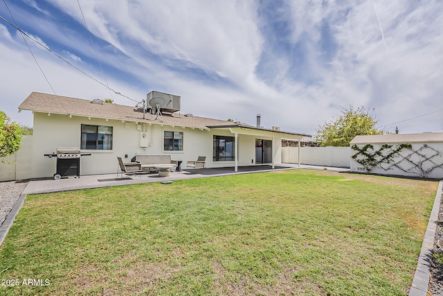 8320 E Monte Vista Rd, Scottsdale, AZ 85257 - back of property with stucco siding and a patio area