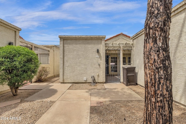 view of doorway to property