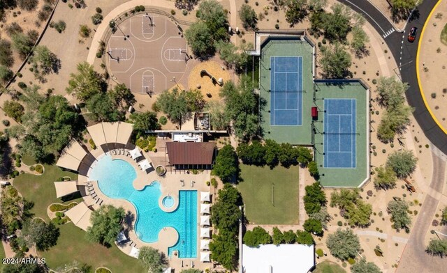 3964 E Hummingbird Ln, Phoenix, AZ 85050 - bird's eye view of a pool