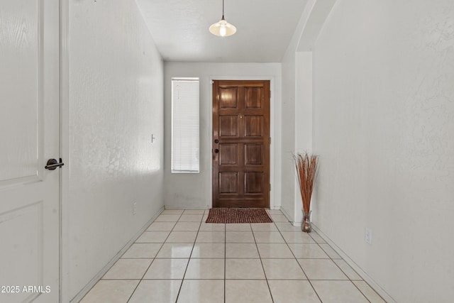 1135 W Sea Fog Dr, Gilbert, AZ 85233 - entryway featuring light tile patterned floors and baseboards