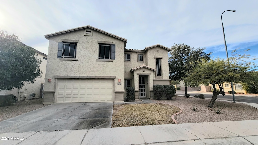 view of front of house featuring a garage