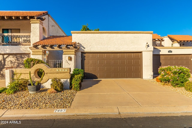 view of front of home featuring a garage