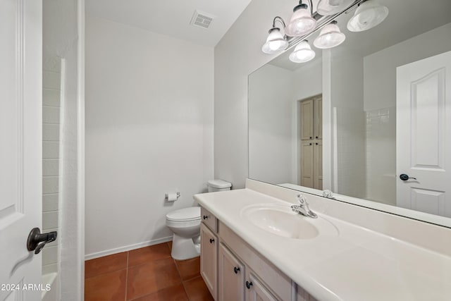 16914 E Britt Ct, Fountain Hills, AZ 85268 - full bathroom with tile patterned flooring, toilet, vanity, visible vents, and a notable chandelier