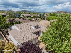 7409 E Weaver Way, Prescott Valley, AZ 86314 - aerial view of property and surrounding area