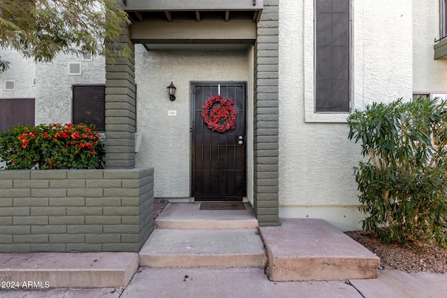 view of property entrance