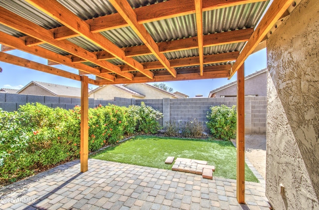 view of patio featuring a fenced backyard