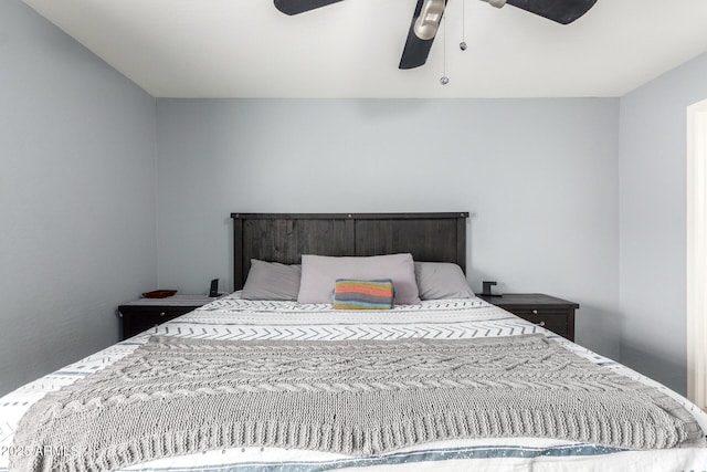 bedroom featuring a ceiling fan