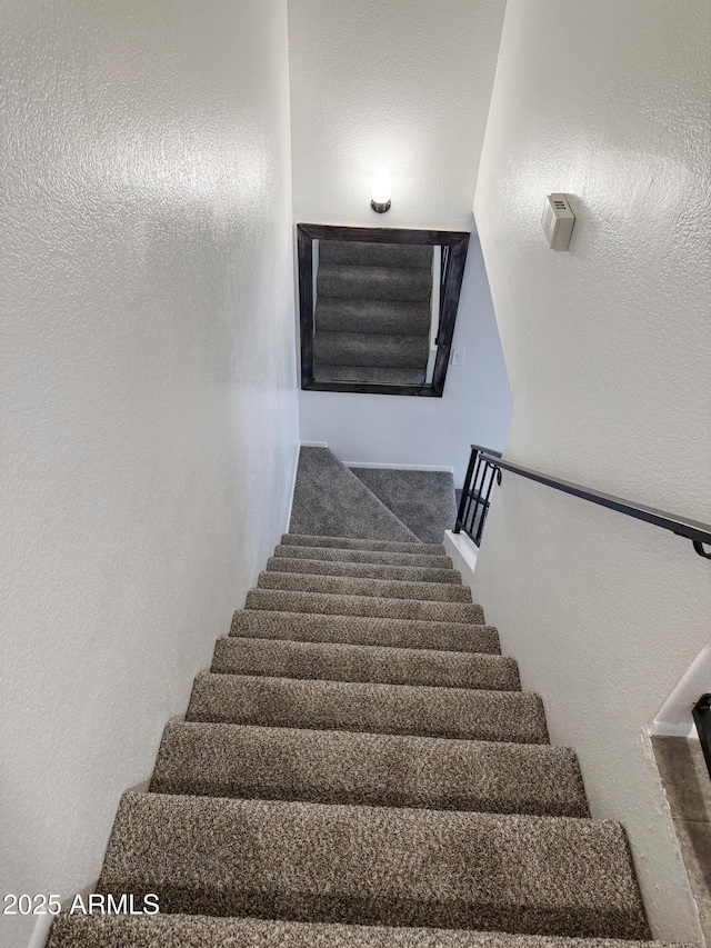 5975 N 48th Dr, Glendale, AZ 85301 - view of staircase