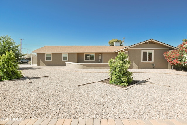 view of front of property