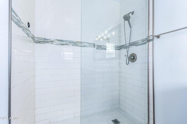 1334 W Sells Dr, Phoenix, AZ 85013 - bathroom featuring a shower stall