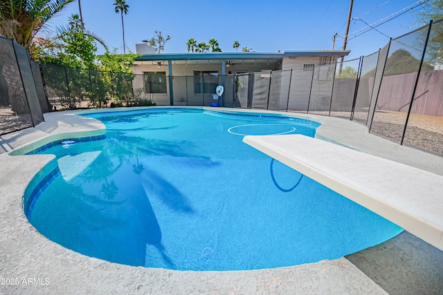 1334 W Sells Dr, Phoenix, AZ 85013 - view of pool featuring fence and a diving board
