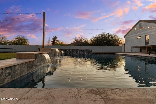 20715 E Watford Dr, Queen Creek, AZ 85142 - dock area with fence