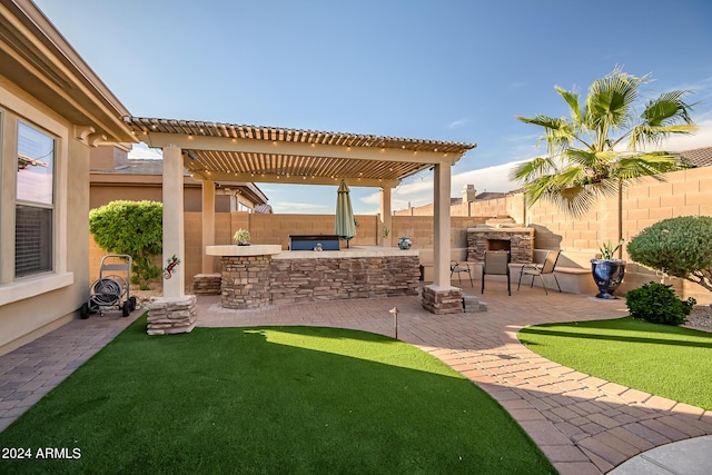 view of yard with a patio area, a fenced backyard, area for grilling, and a pergola