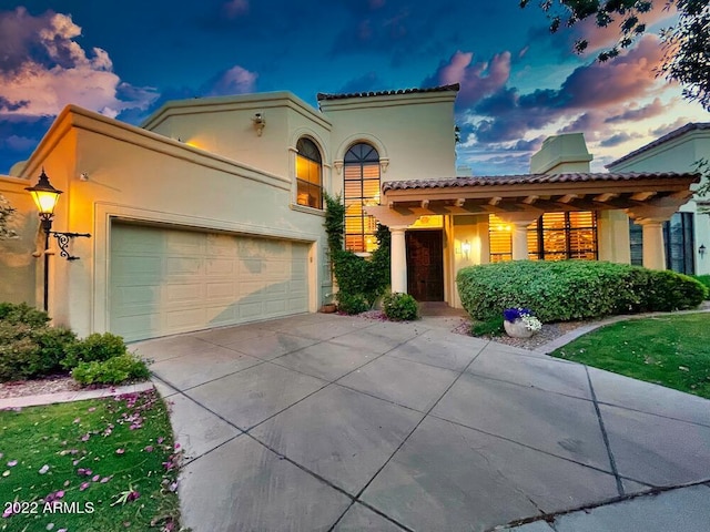 view of front facade featuring a garage