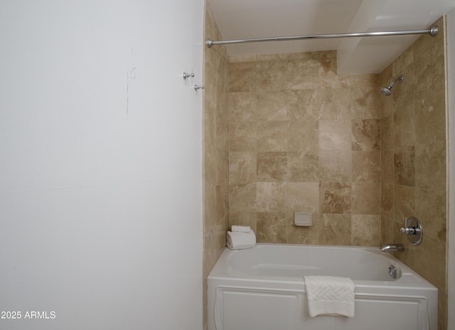 bathroom featuring shower / bathing tub combination