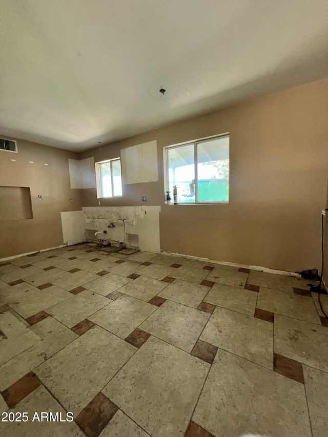 8257 E Cypress St, Scottsdale, AZ 85257 - view of unfurnished room
