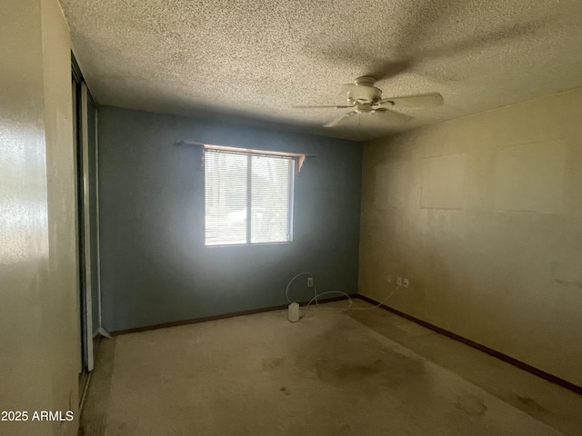 1529 W Eva St, Phoenix, AZ 85021 - unfurnished room with a ceiling fan, a textured ceiling, light carpet, and baseboards