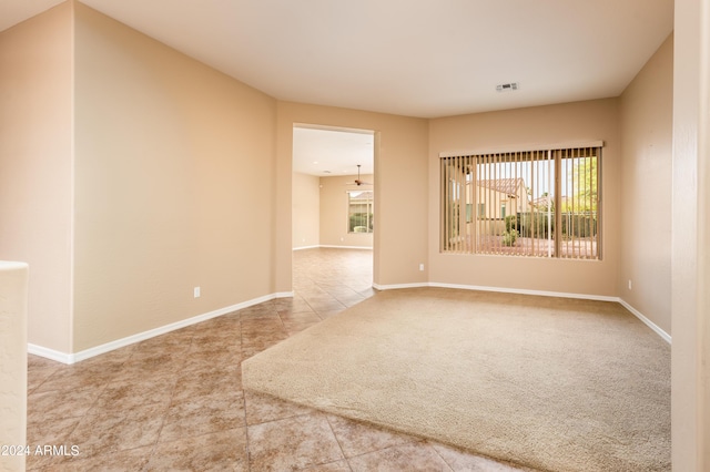 view of carpeted spare room