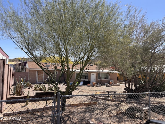 520 W Rocalla Ave, Ajo, AZ 85321 - rear view of property with a fenced front yard