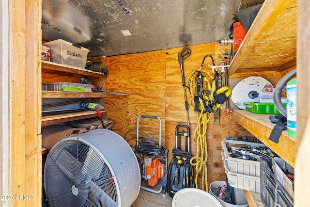 10975 E Janet Way, Dewey, AZ 86327 - view of storage room