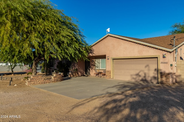 view of front of house featuring a garage