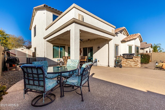 view of patio / terrace with an outdoor kitchen and grilling area