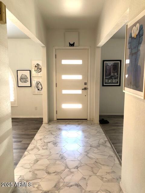 1156 E Vinedo Ln, Tempe, AZ 85284 - entrance foyer featuring baseboards and marble finish floors