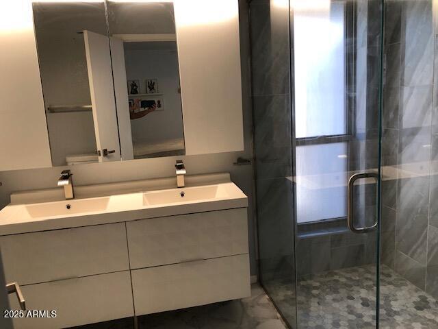 1156 E Vinedo Ln, Tempe, AZ 85284 - bathroom with double vanity and a stall shower