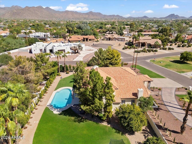 drone / aerial view featuring a mountain view