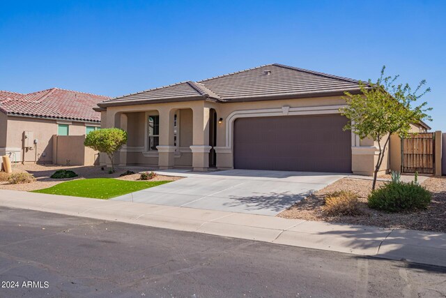 view of front of house featuring a garage