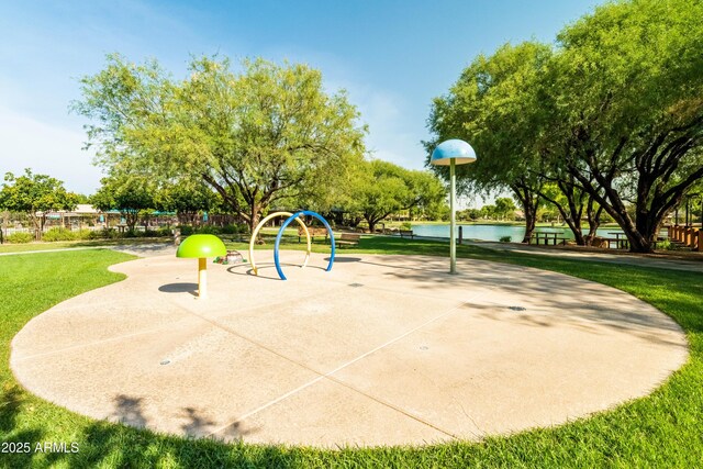 4140 E Claxton Ave, Gilbert, AZ 85297 - surrounding community with a lawn