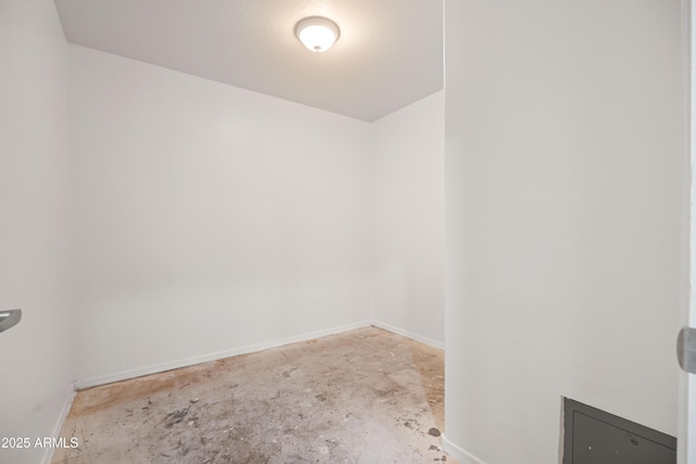 4140 E Claxton Ave, Gilbert, AZ 85297 - unfurnished room featuring concrete flooring and baseboards