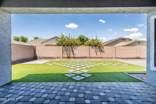 4140 E Claxton Ave, Gilbert, AZ 85297 - view of yard with a patio