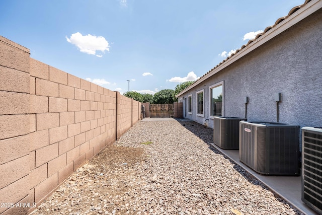4140 E Claxton Ave, Gilbert, AZ 85297 - fenced backyard featuring cooling unit