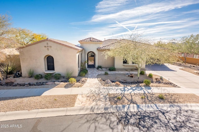 view of mediterranean / spanish-style house