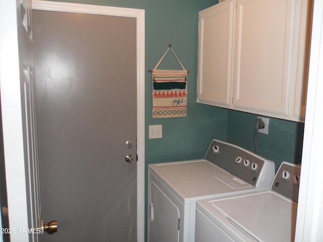 1333 N Higley Rd Unit 7, Mesa, AZ 85205 - laundry area featuring independent washer and dryer and cabinet space