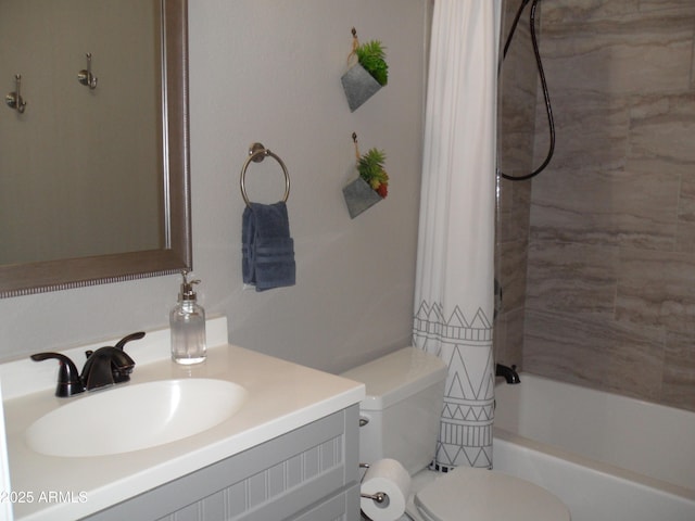 1333 N Higley Rd Unit 7, Mesa, AZ 85205 - full bath featuring toilet, shower / tub combo, and vanity