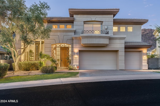 view of front of home featuring a garage