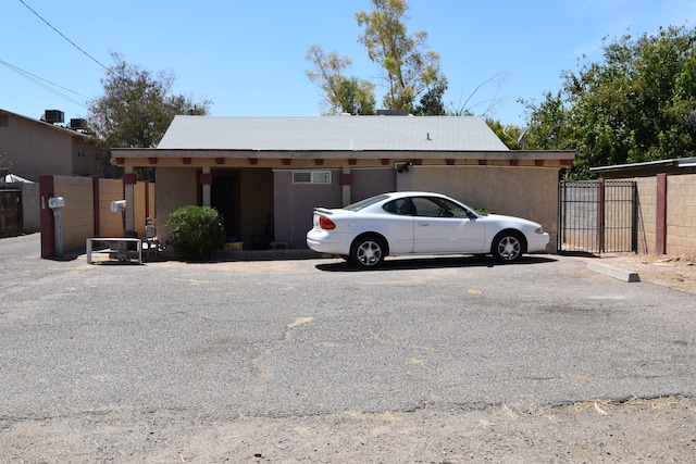 view of front of house