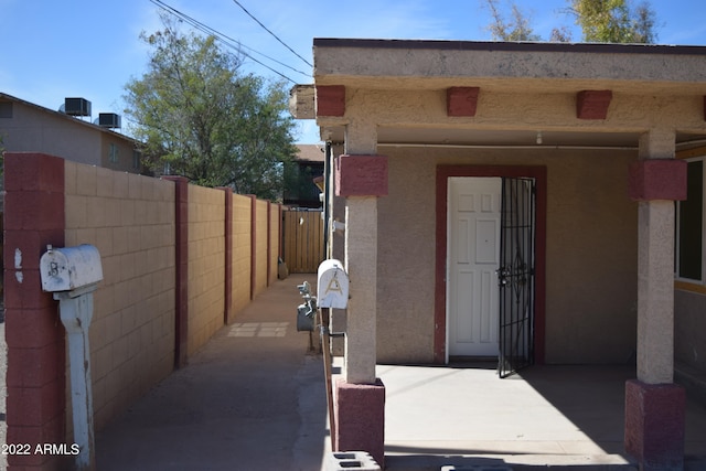 view of property entrance