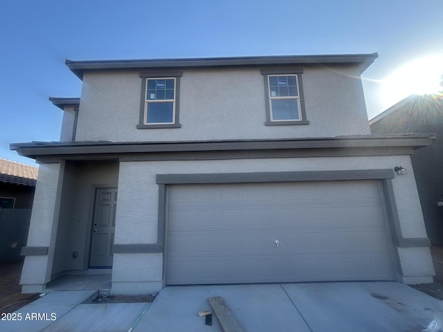 view of front property featuring a garage