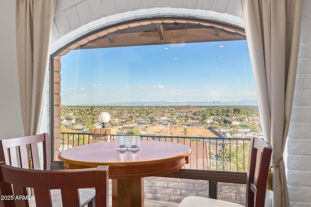 11237 N 15th Ln, Phoenix, AZ 85029 - balcony with a mountain view