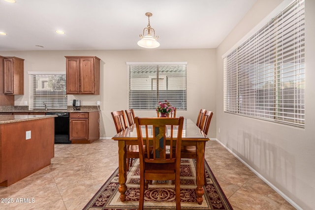 dining area with sink