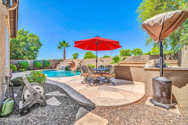 3214 N 138th Dr, Avondale, AZ 85392 - fenced backyard featuring a patio area