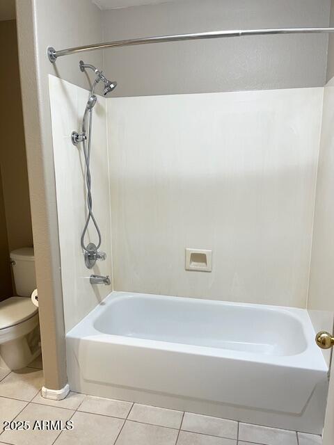 6376 W Adobe Dr, Glendale, AZ 85308 - bathroom with tile patterned flooring, toilet, and bathing tub / shower combination