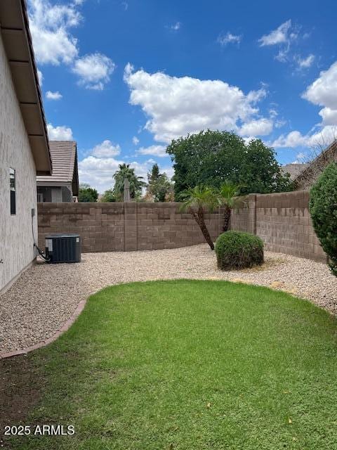 6376 W Adobe Dr, Glendale, AZ 85308 - view of yard with cooling unit