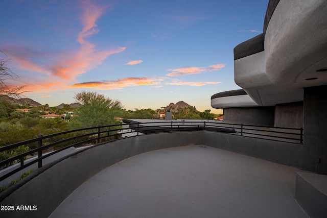 3282 E Palo Verde Dr, Paradise Valley, AZ 85253 - view of patio terrace at dusk